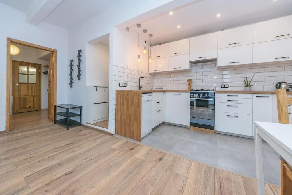 Hello Apartments Brzezno Dworska Gdansk Ngoại thất bức ảnh